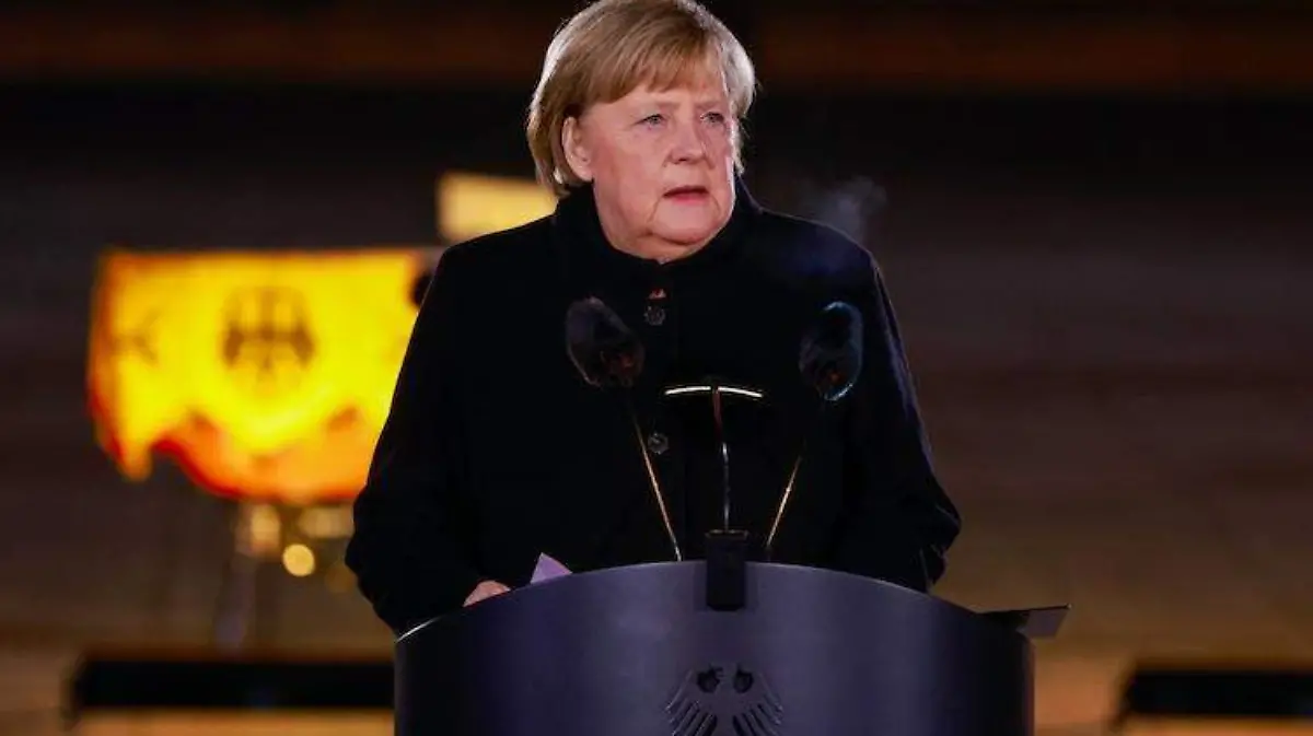 Angela Merkel aboga por la vacunación contra el Covid-19 en su último mensaje antes de dejar el poder